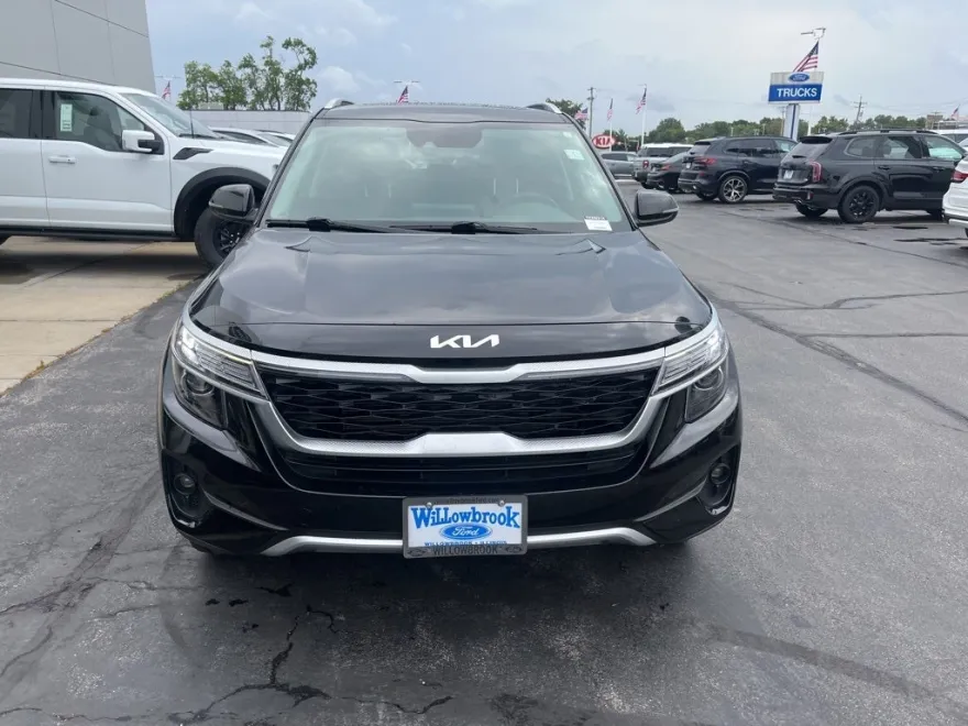 2022 Kia Seltos EX photo 1