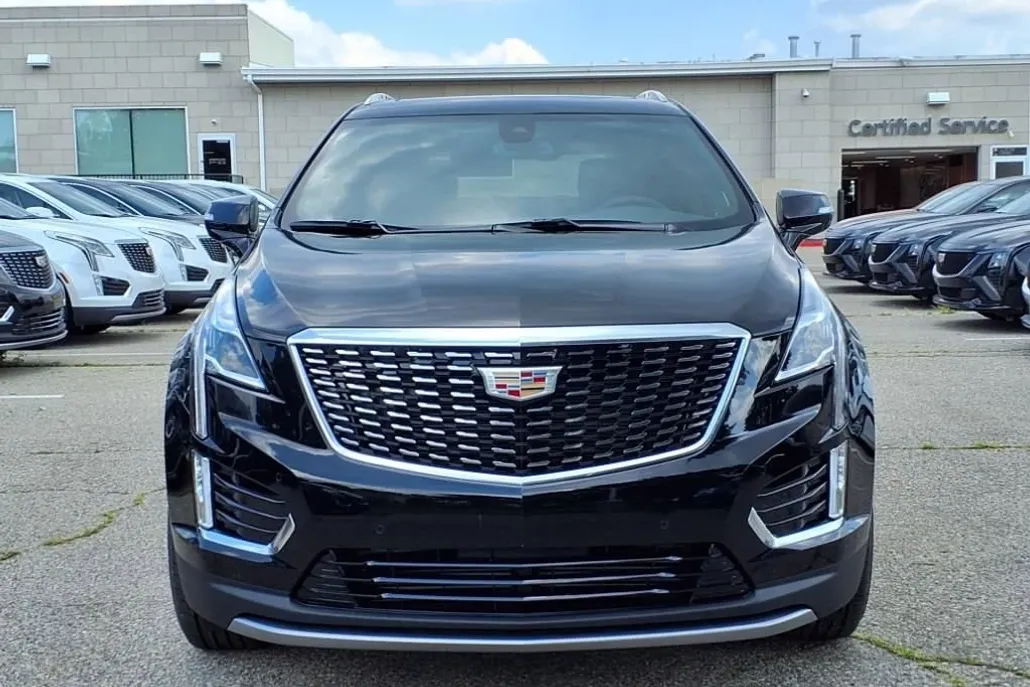 2025 Cadillac XT5 Premium Luxury photo 1
