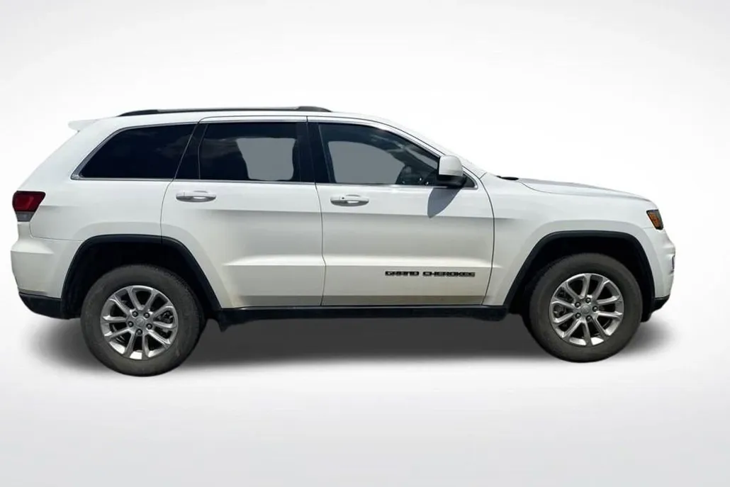 2021 Jeep Grand Cherokee Laredo E photo 1