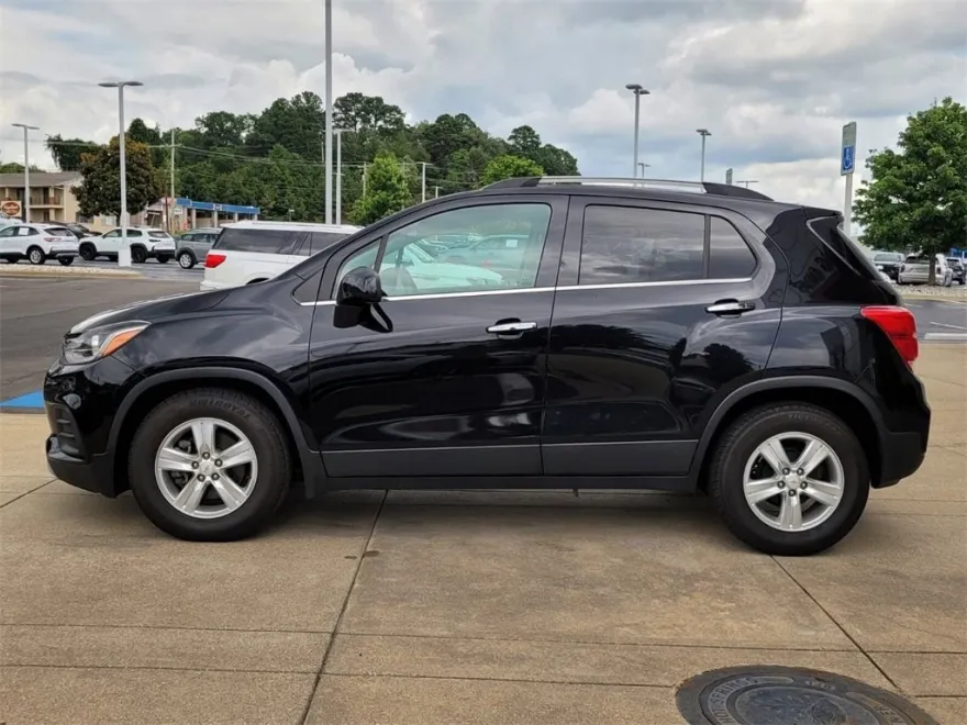 2019 Chevrolet Trax LT photo 1