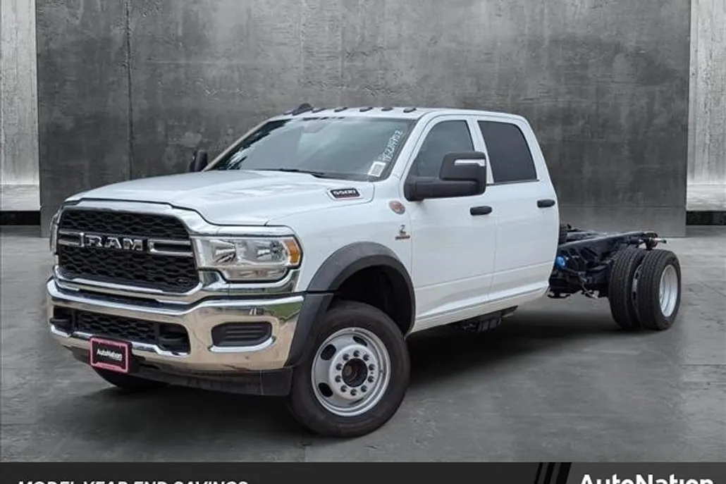 2024 Ram 5500 Tradesman photo 1