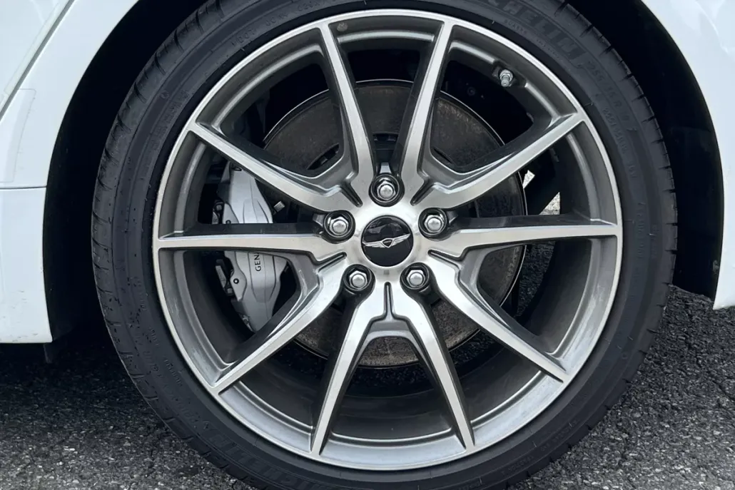 2025 Genesis G70 2.5T photo 1