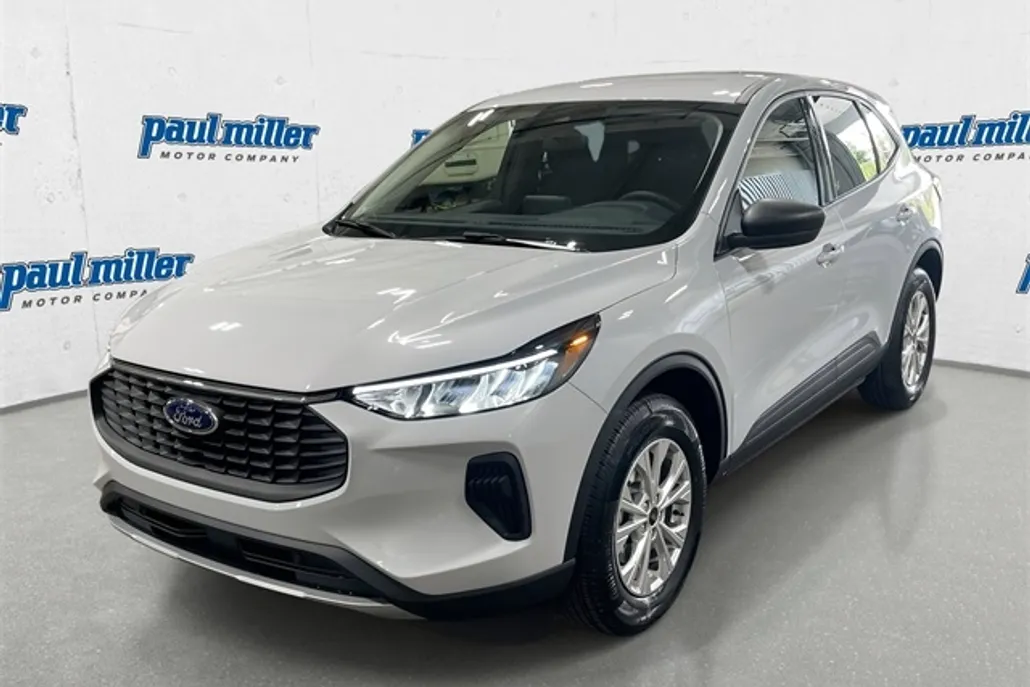 2026 Ford Escape Active photo 1