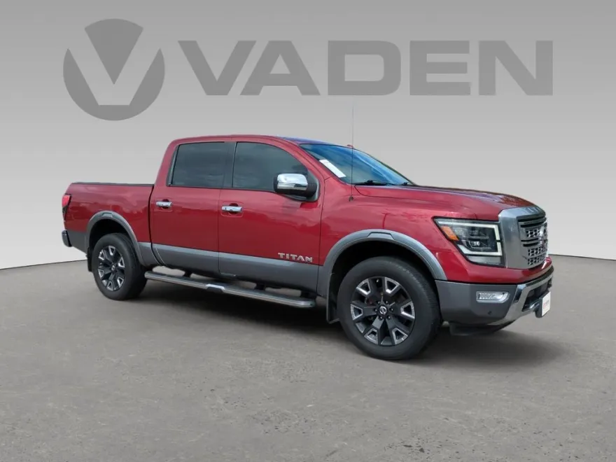 2021 Nissan Titan Crew Cab Platinum Reserve photo 1