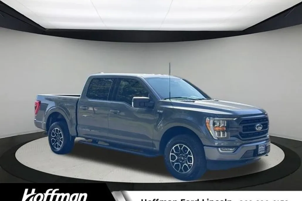 2022 Ford F-150 XLT photo 1