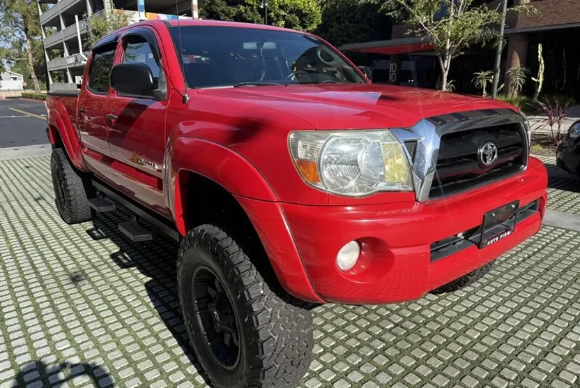 2006 Toyota Tacoma V6 photo 1