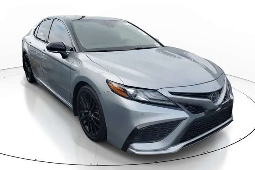 2023 Toyota Camry XSE V6 photo 1