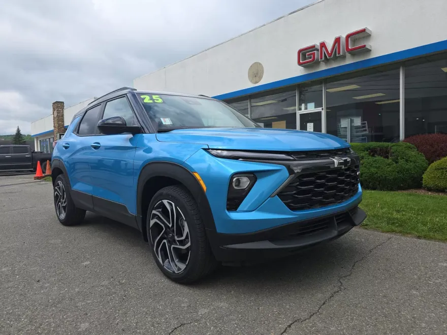 2025 Chevrolet Trailblazer RS photo 1