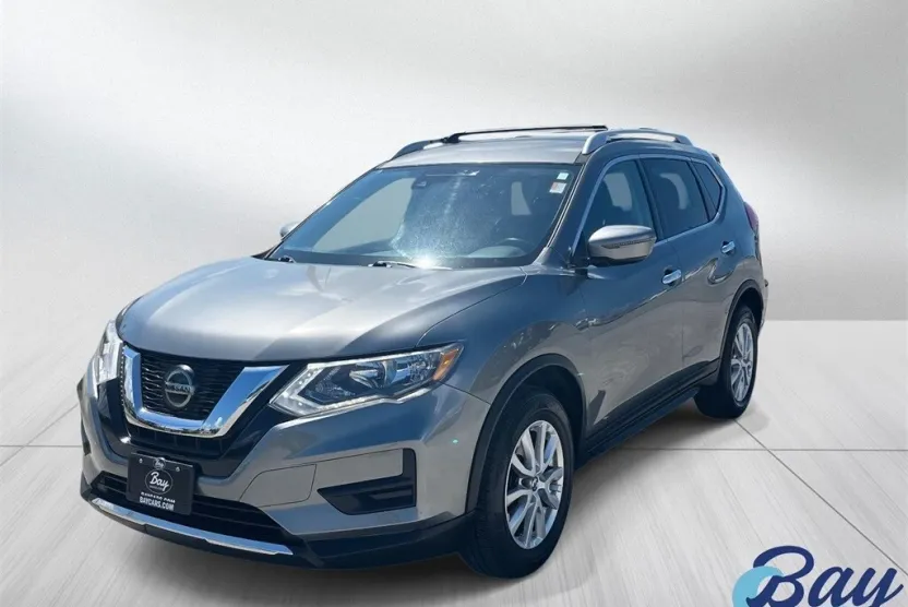 2019 Nissan Rogue SV photo 1