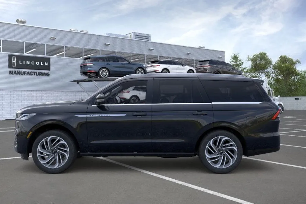 2025 Lincoln Navigator Reserve photo 1