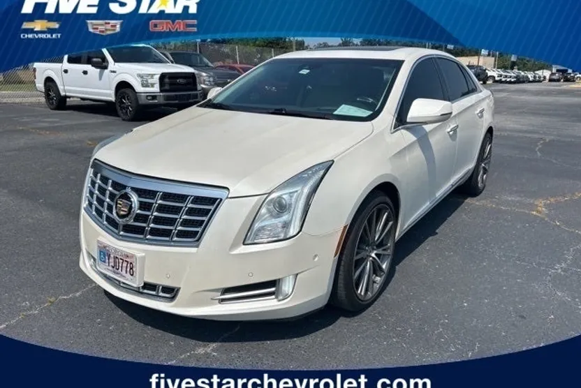 2015 Cadillac XTS Premium photo 1