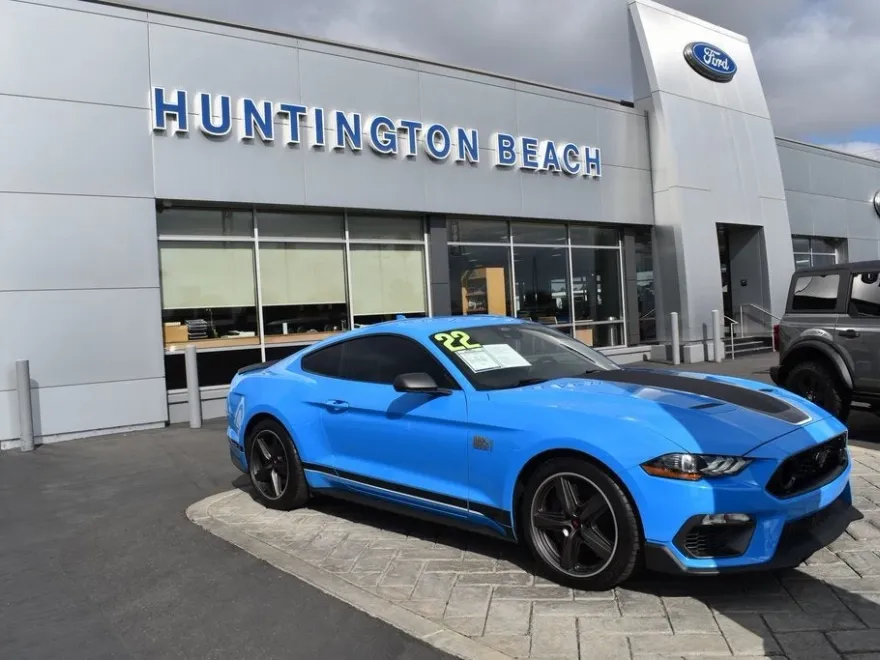 2022 Ford Mustang Mach 1 photo 1