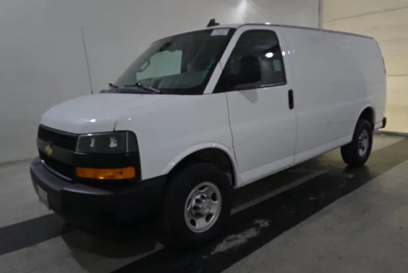 2022 Chevrolet Express 3500 Cargo Van photo 1