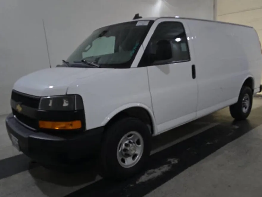 2022 Chevrolet Express 3500 Cargo Van photo 1