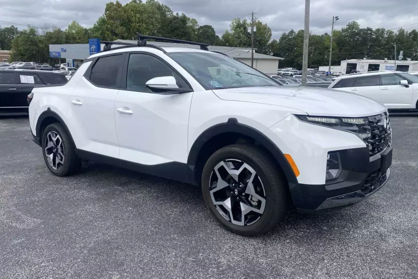 2024 Hyundai Santa Cruz Limited photo 1