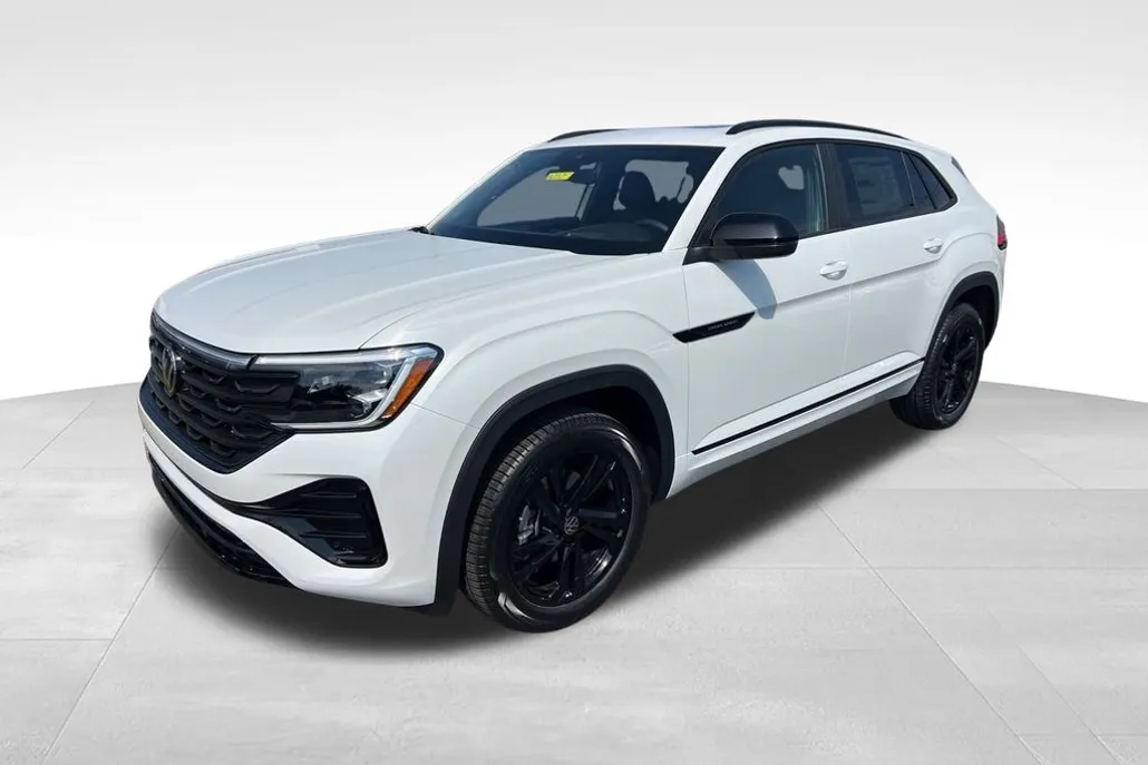 2026 Volkswagen Atlas Cross Sport SEL R-Line photo 1