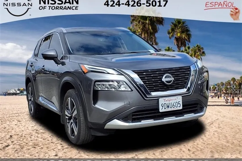 2023 Nissan Rogue Platinum photo 1