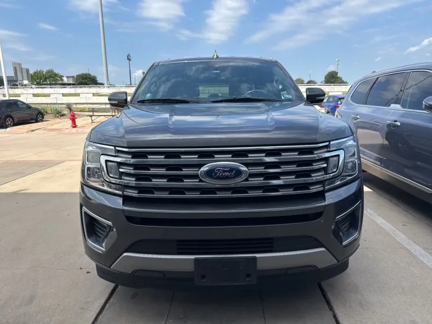 2019 Ford Expedition Limited photo 1