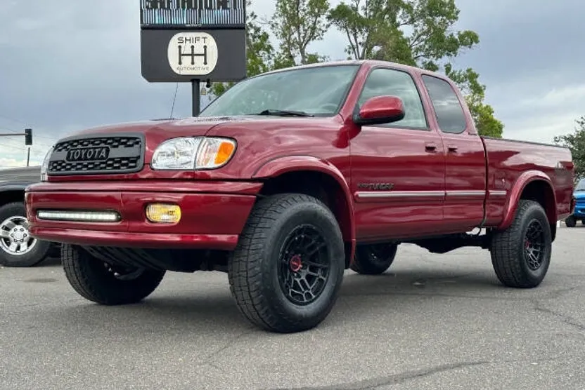 2002 Toyota Tundra Limited photo 1