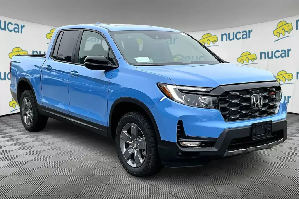 2025 Honda Ridgeline TrailSport photo 1