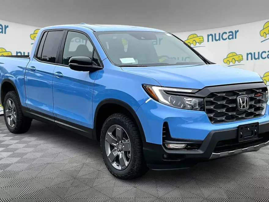 2025 Honda Ridgeline TrailSport photo 1