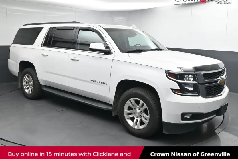 2019 Chevrolet Suburban LT photo 1