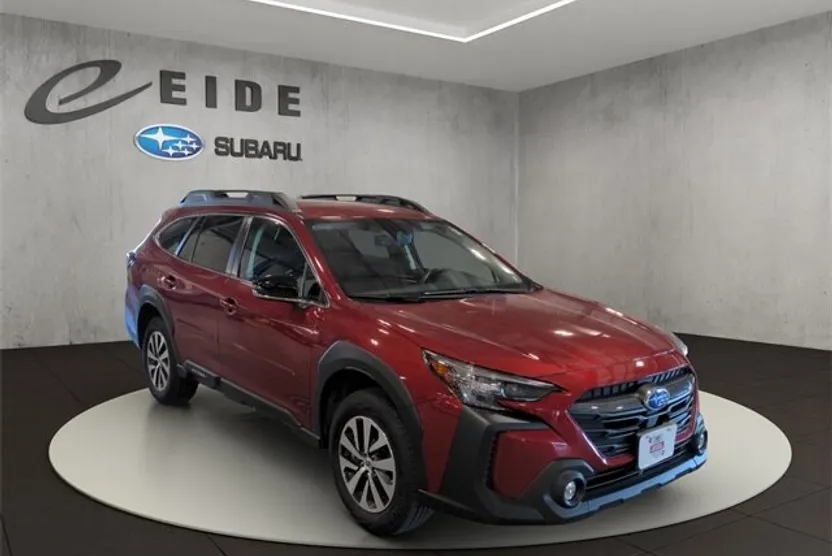 2023 Subaru Outback Premium photo 1