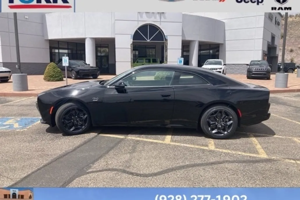 2025 Dodge Charger R/T photo 1