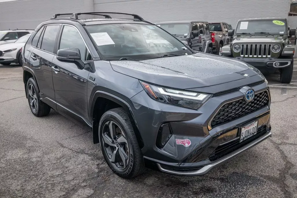 2023 Toyota RAV4 Prime SE photo 1