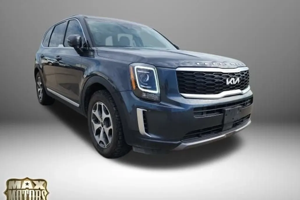2022 Kia Telluride EX photo 1