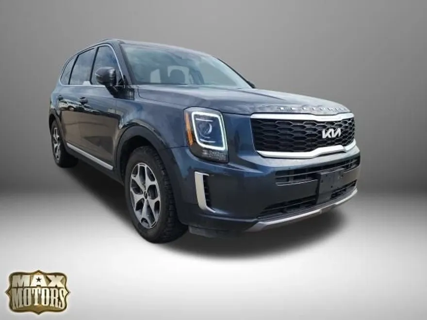2022 Kia Telluride EX photo 1