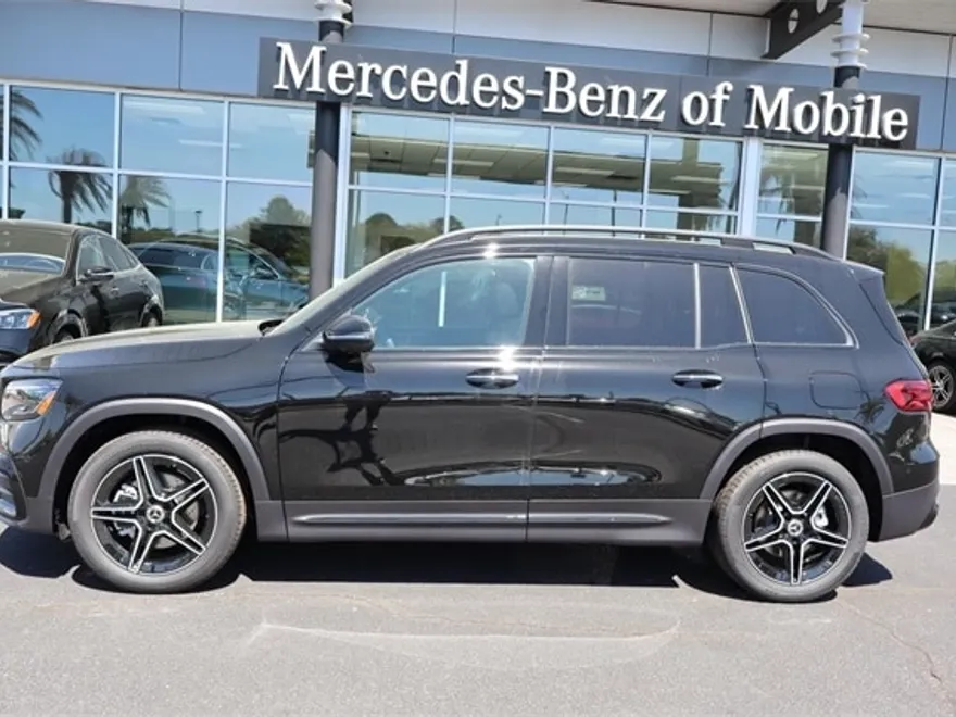2025 Mercedes Benz GLB 250 photo 1
