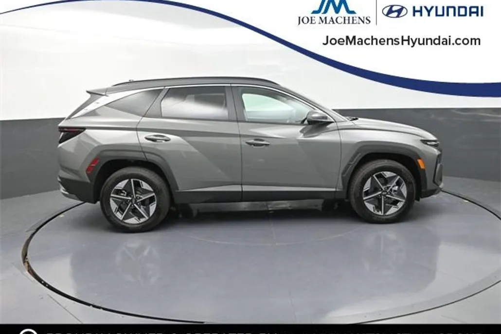 2025 Hyundai Tucson SEL Convenience photo 1