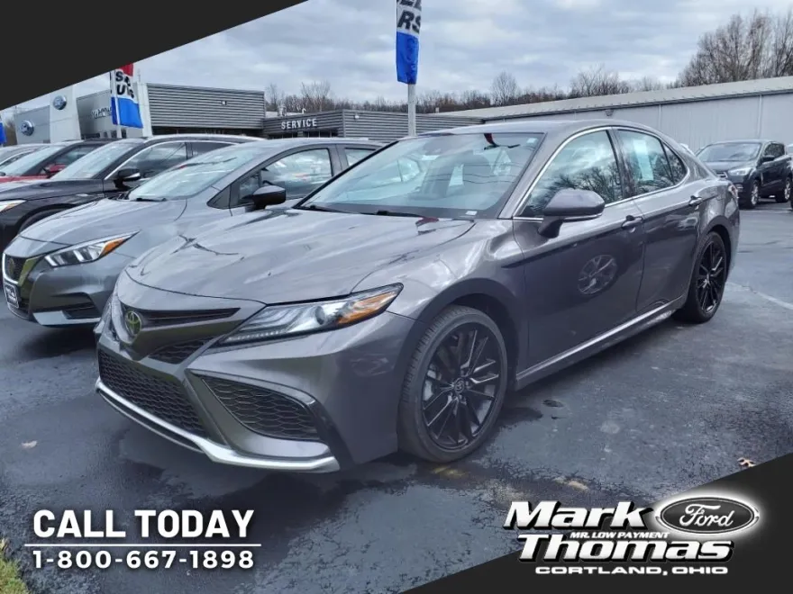 2022 Toyota Camry XSE photo 1