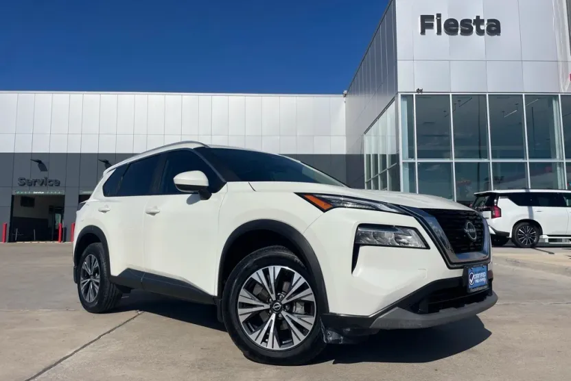 2023 Nissan Rogue SV photo 1