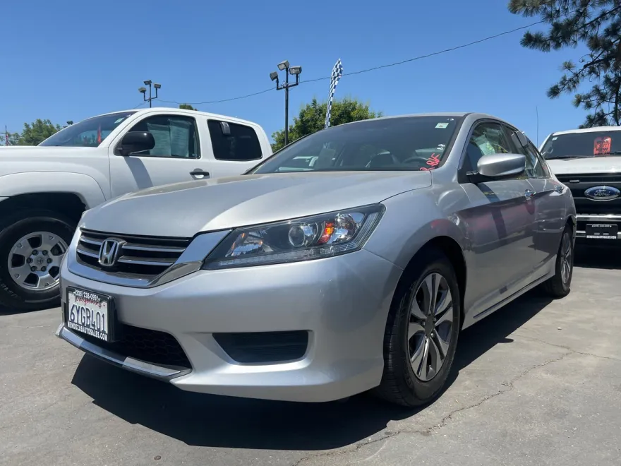 2013 Honda Accord LX photo 1
