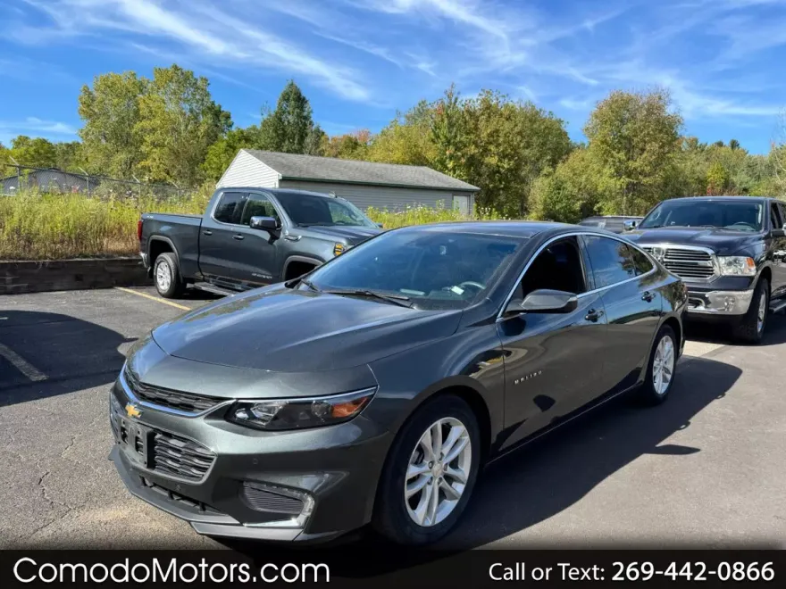 2016 Chevrolet Malibu 1LT photo 1