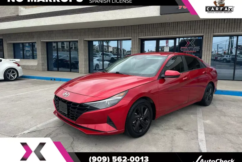 2021 Hyundai Elantra SEL photo 1
