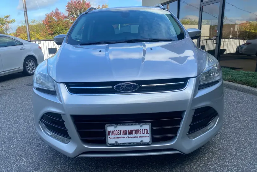 2015 Ford Escape Titanium photo 1