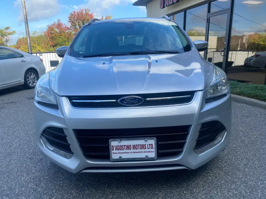 2015 Ford Escape Titanium photo 1