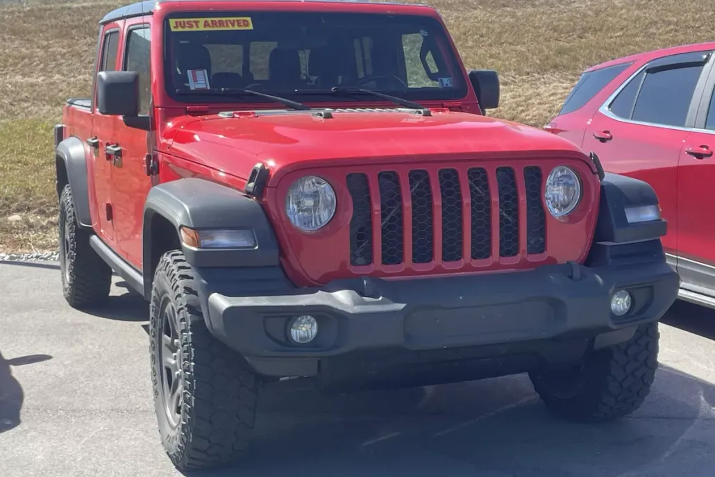 2020 Jeep Gladiator Sport S photo 1
