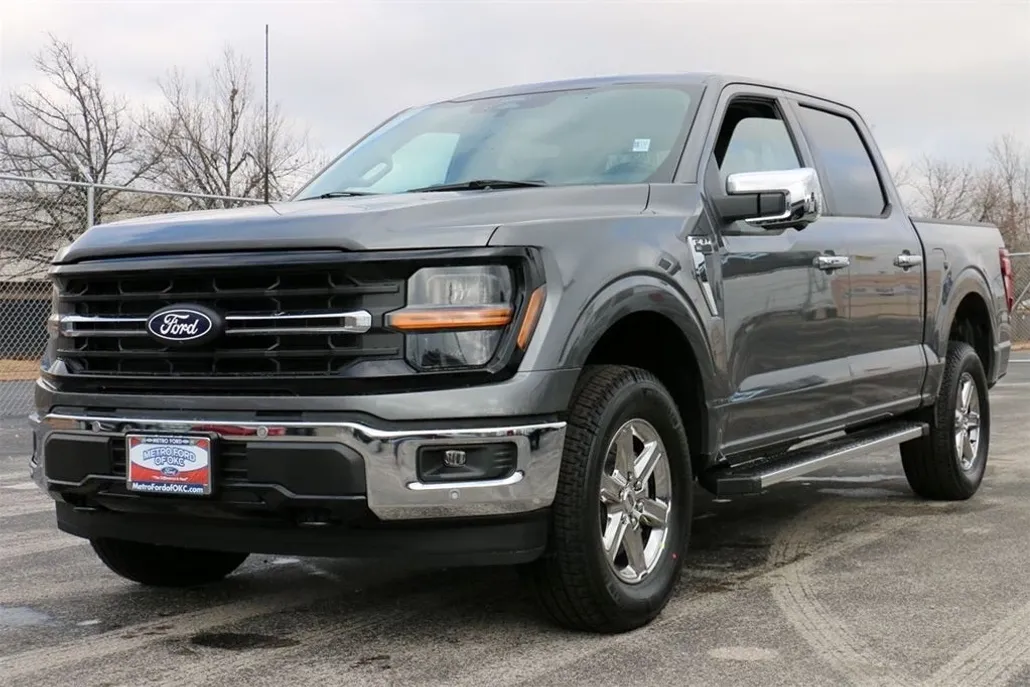 2025 Ford F-150 XLT photo 1