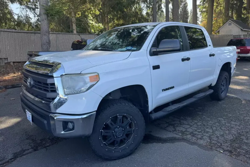 2015 Toyota Tundra SR5 Grade photo 1