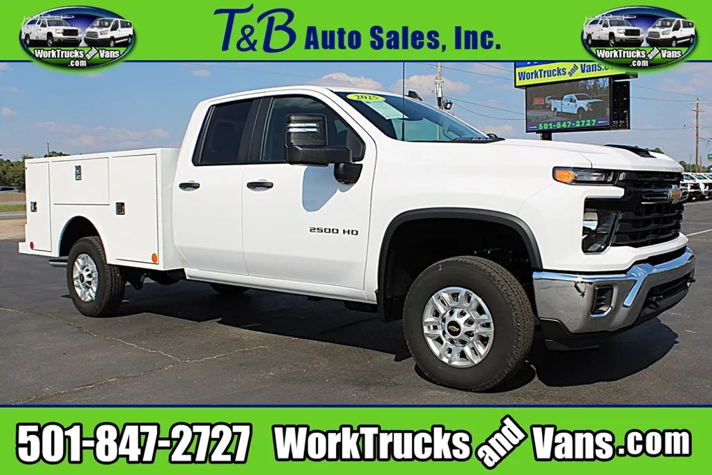 2025 Chevrolet Silverado 2500HD photo 1