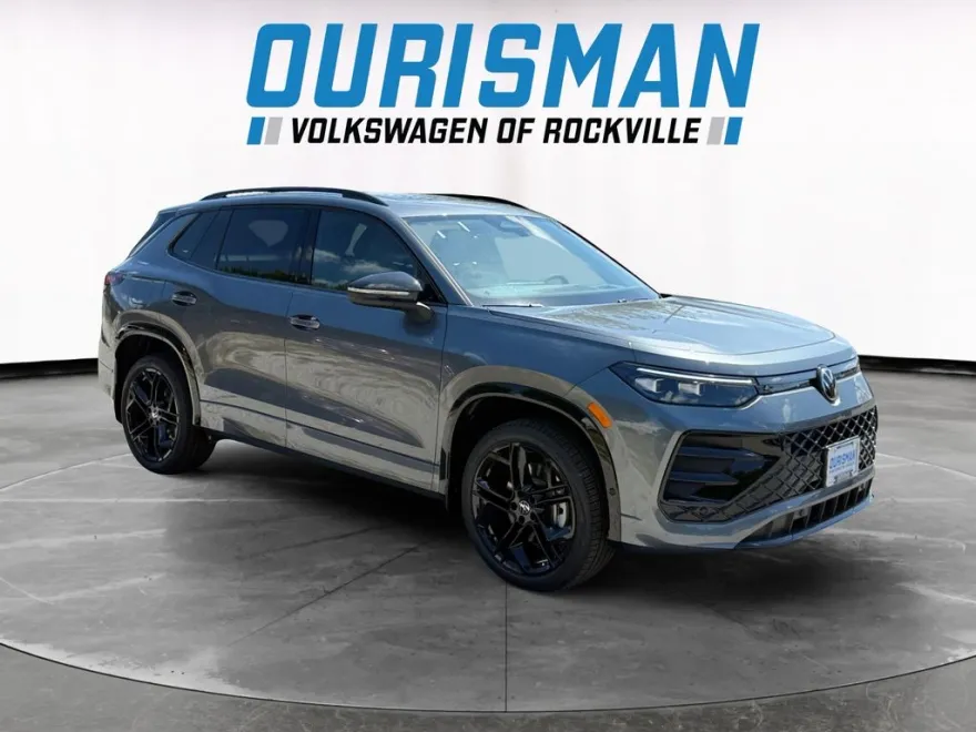 2025 Volkswagen Tiguan SE R-Line Black photo 1