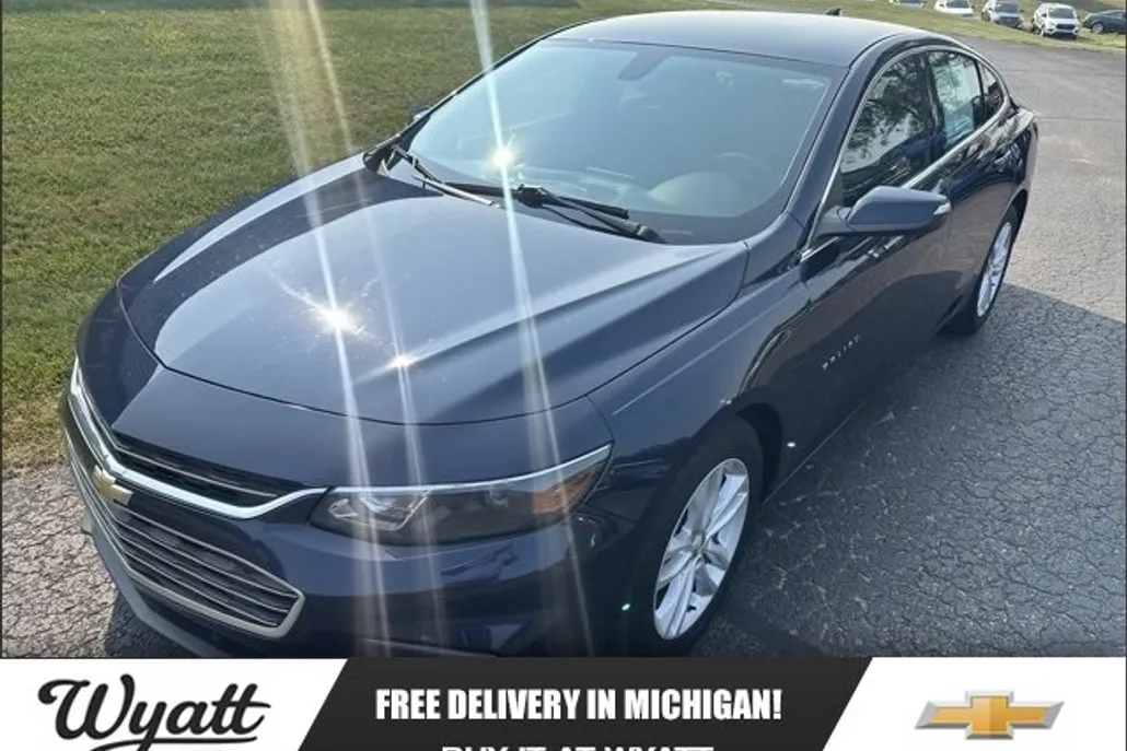 2018 Chevrolet Malibu 1LT photo 1