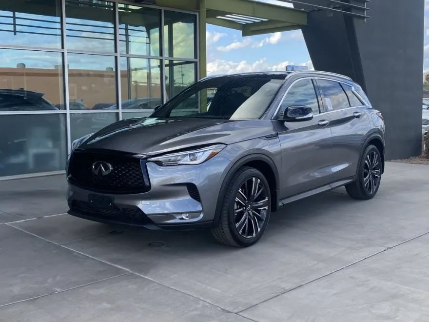 2022 Infiniti QX50 Luxe photo 1