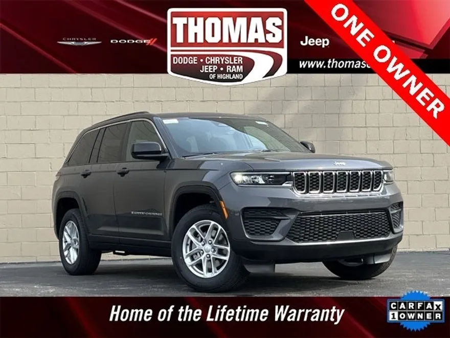 2025 Jeep Grand Cherokee Laredo photo 1