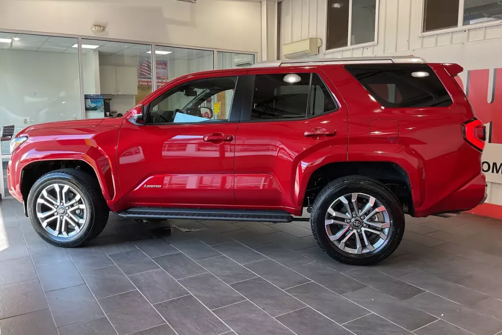 2025 Toyota 4Runner Limited photo 1