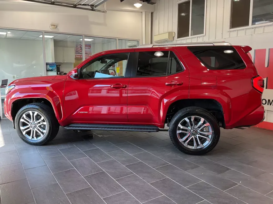 2025 Toyota 4Runner Limited photo 1